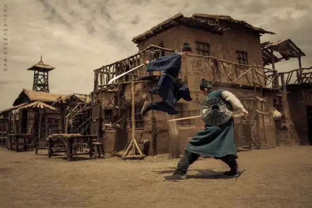 低城 视频缩略图