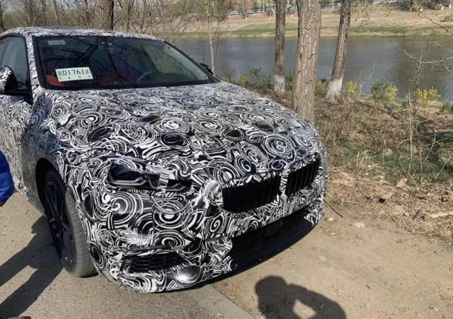 会痛的十七岁 视频缩略图