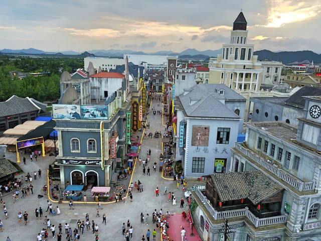 冰雪奇缘（粤语版） 视频海报