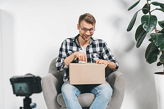 凤凰城遗忘录（原声版） 视频海报