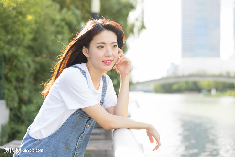 偷天换爱 视频海报