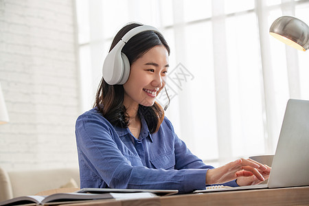 余命10年 视频主图