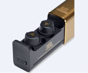 兄弟之义字当头 视频海报