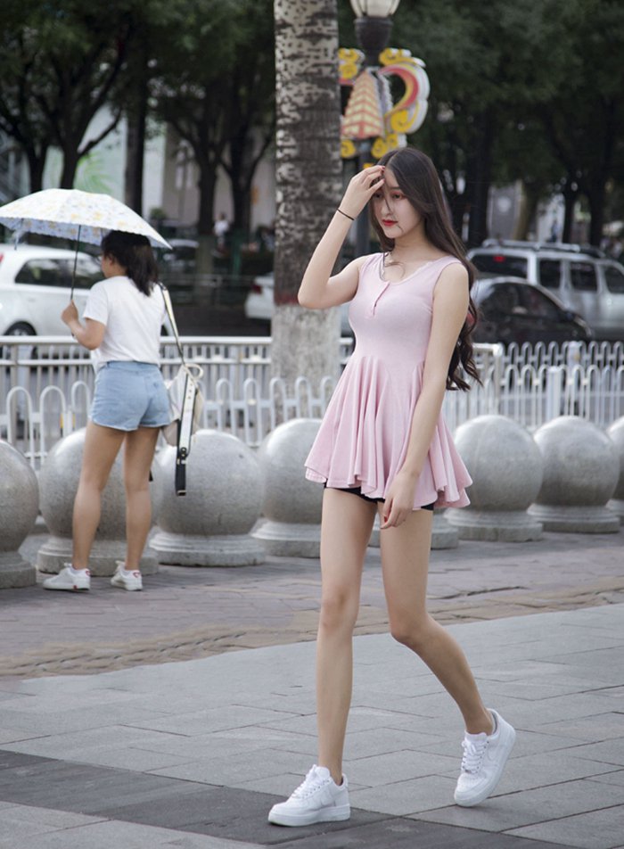 低俗喜剧 视频缩略图