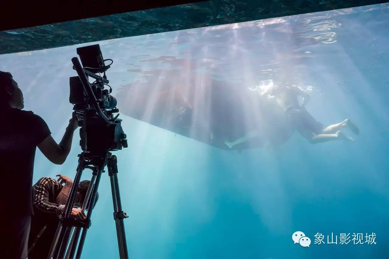 冲浪企鹅 视频缩略图