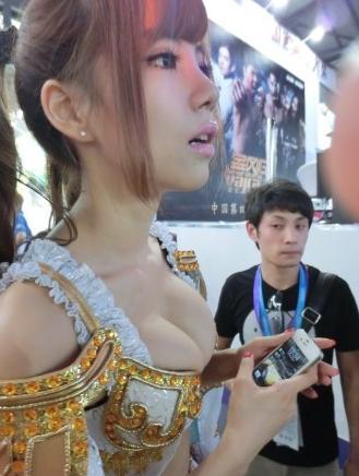 似曾不相识 视频缩略图