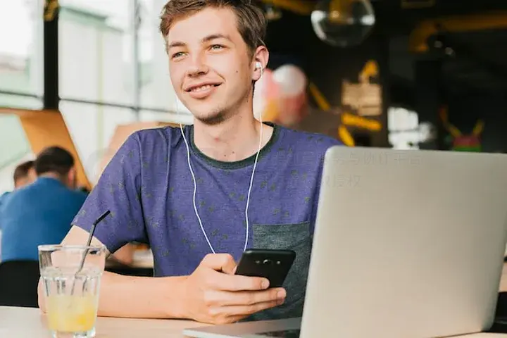 候鸟 视频缩略图