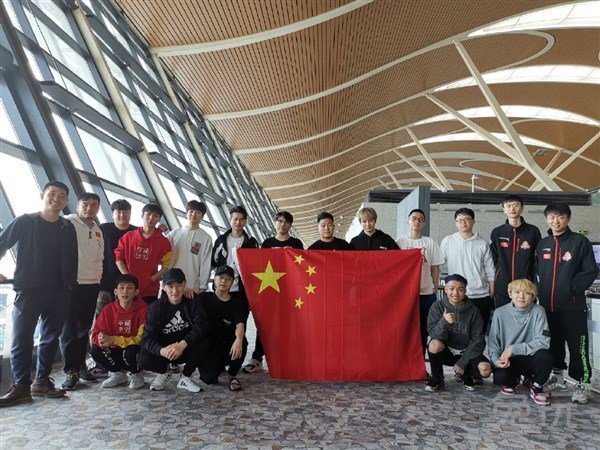 假球风暴 视频海报