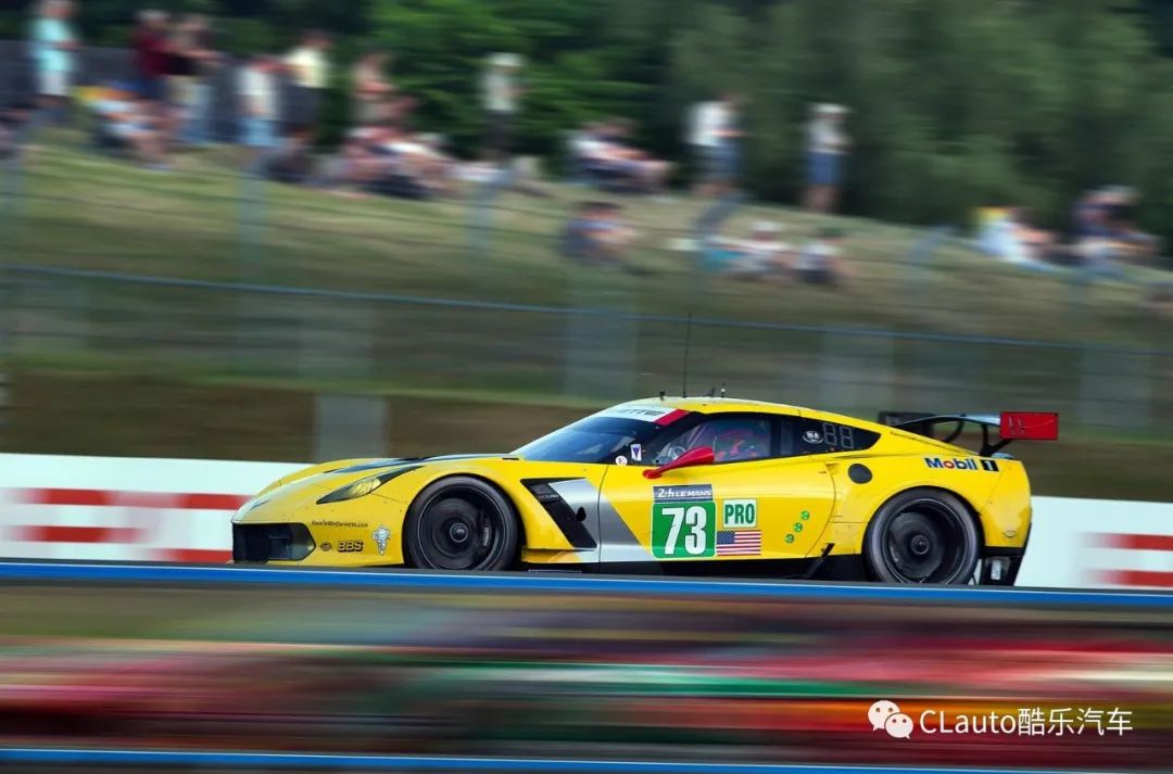 作家的洞穴 视频缩略图