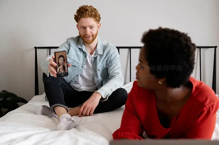 假日劫 视频海报