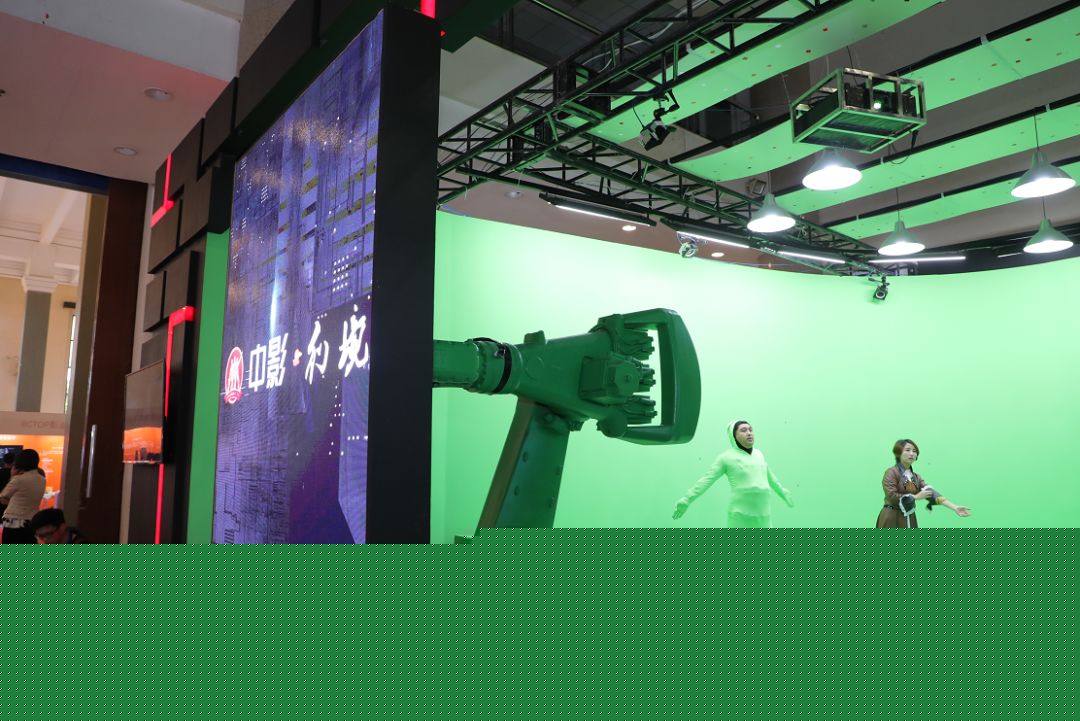 假面骑士联手出击驰骑与铠武电影大战全力出击 视频主图