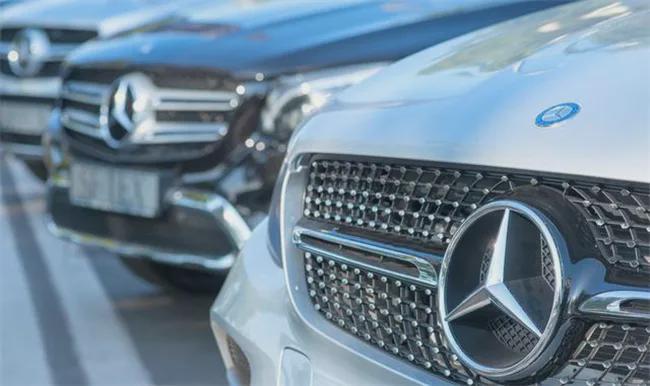 假面骑士联手出击驰骑与铠武电影大战全力出击 视频缩略图