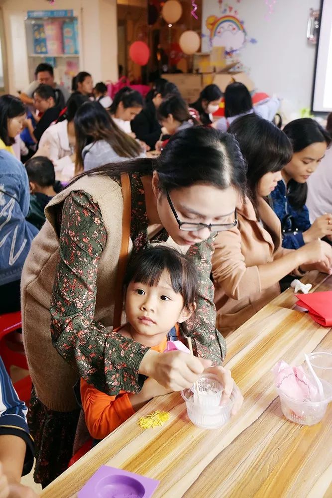 伯顿先生 视频缩略图