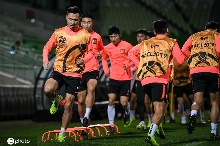 倾城十月 视频缩略图