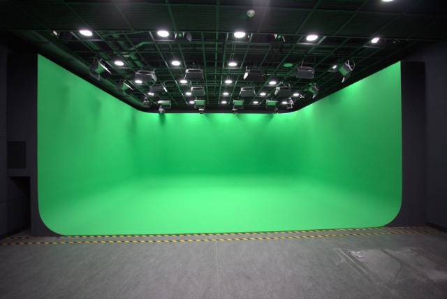 僵尸新人仔 视频缩略图