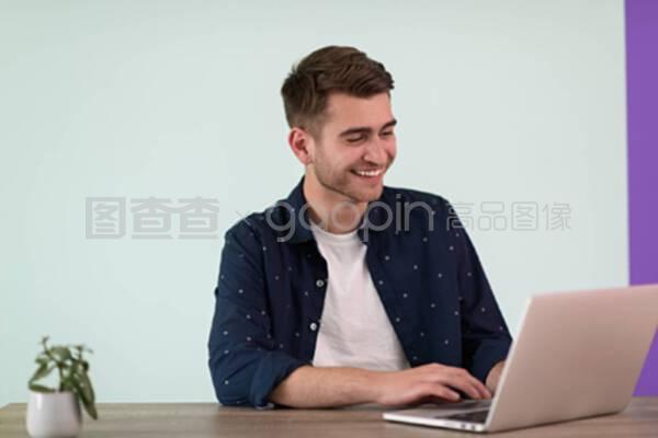 俄罗斯任务 视频缩略图