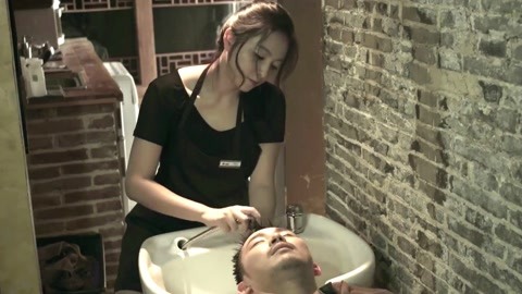 代孕帝国 视频缩略图