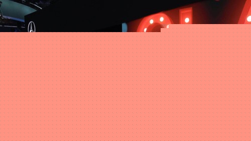 依兰爱情故事 视频缩略图