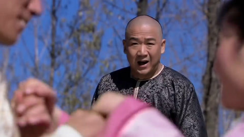 伊丽莎 施莱辛 不同的动物 视频缩略图