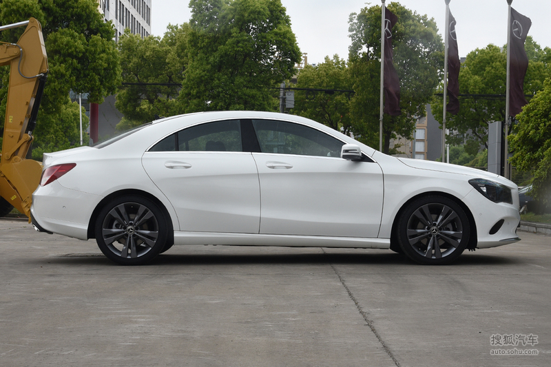 伊克巴尔之超级芯片 视频海报