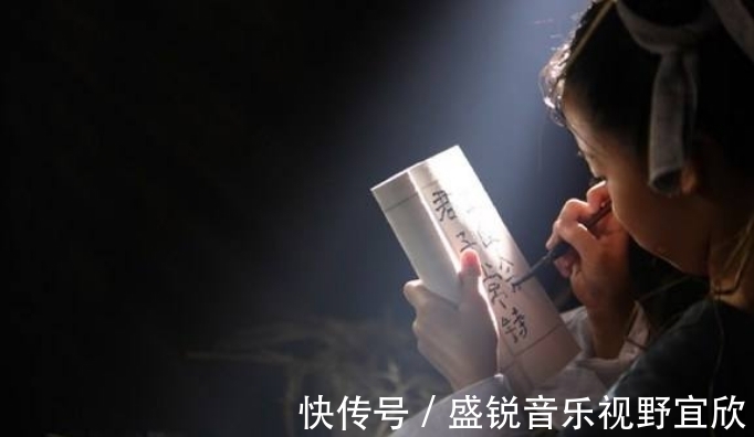 唐伯虎点秋香(粤语版) 视频缩略图