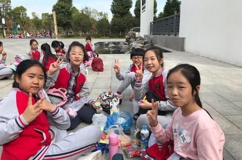 伯顿先生 视频海报