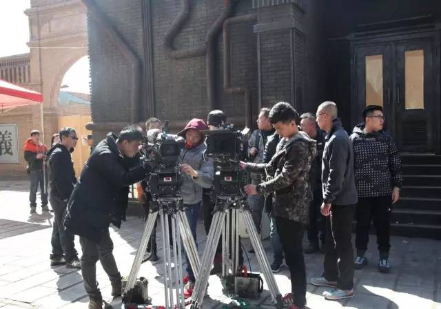 冰雪奇缘（粤语版） 视频海报