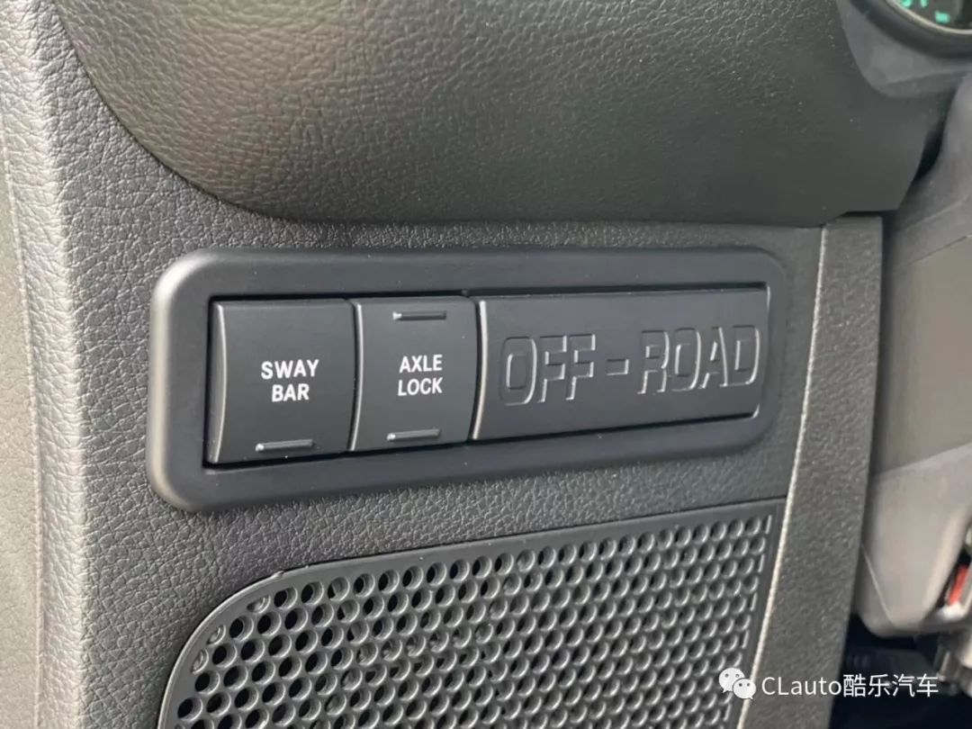 仲夏夜惊魂 视频缩略图