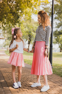 呼啸山庄 视频缩略图