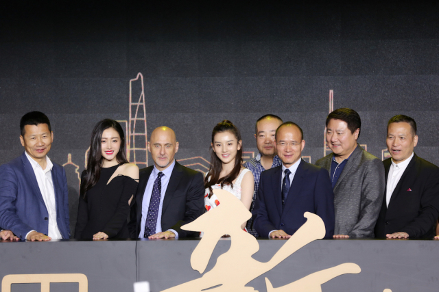 你行......你结婚？ 视频缩略图