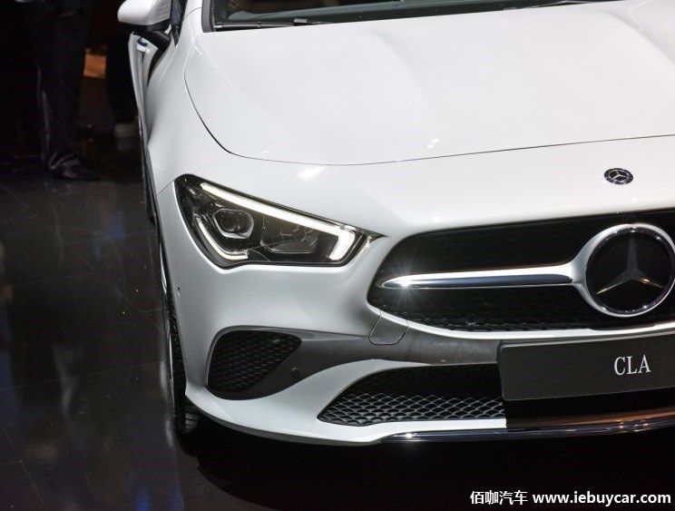 决战发财日 视频缩略图